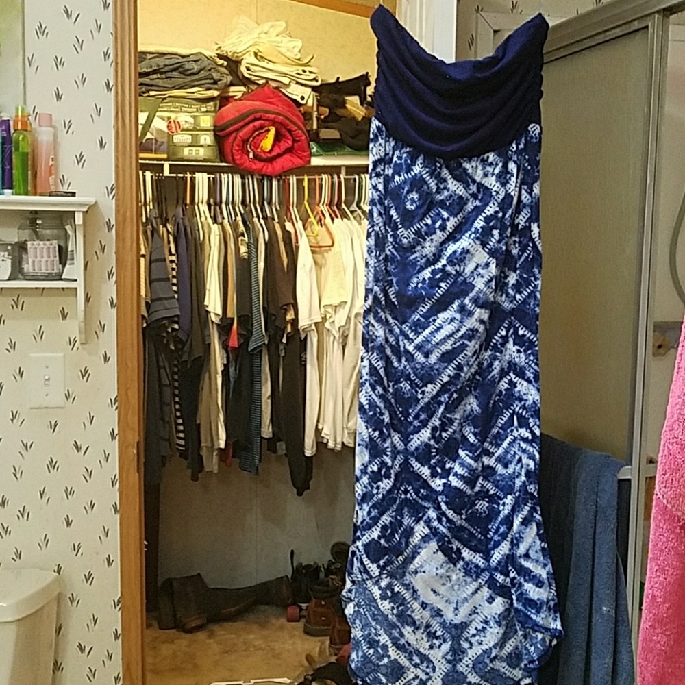 Strapless dress